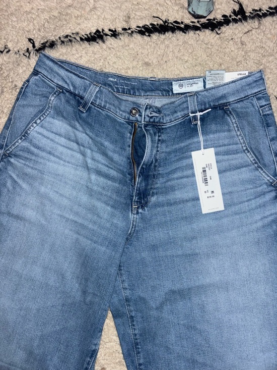 Stella Medium Light Blue Wide-Leg High-Rise Jeans - Picture 4 of 6